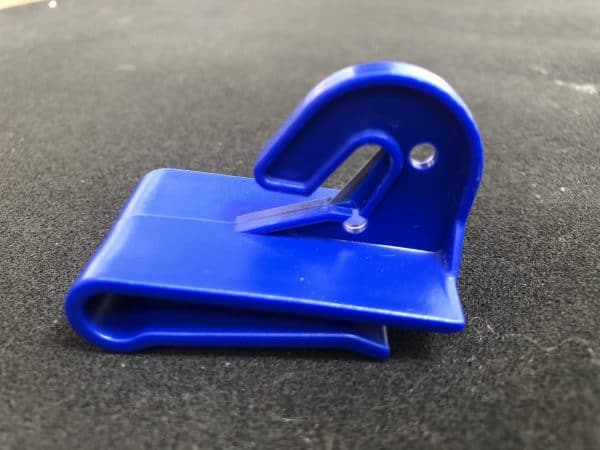 Clip On Belt Cutter (compact)