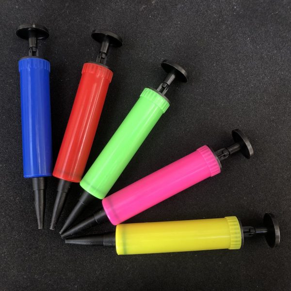 Mini balloon pumps for balloon kits.